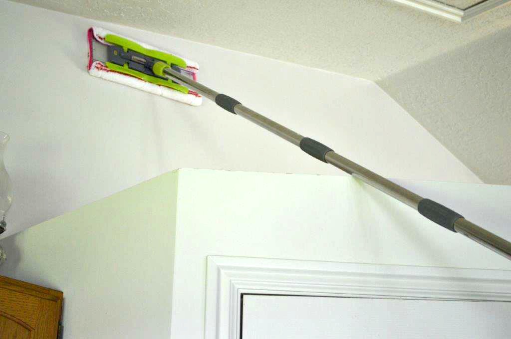 How To Clean Your Walls - Best Tools To Wash Walls And Ceilings